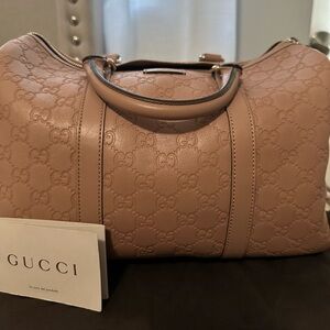 GUCCI HANDBAG LIKE NEW
